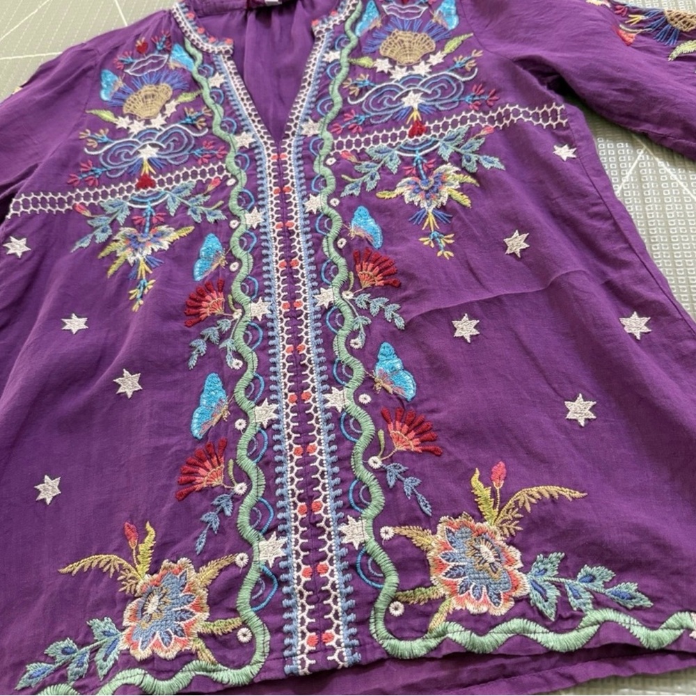 Johnny Was Arzella Purple Embroidered Tunic Top XS NWOT $225 Retail - Picture 3 of 12